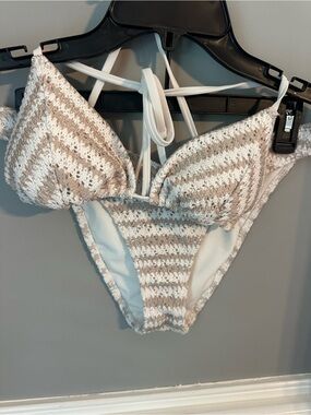 Hollister Cream and White Crochet-Style Bikini